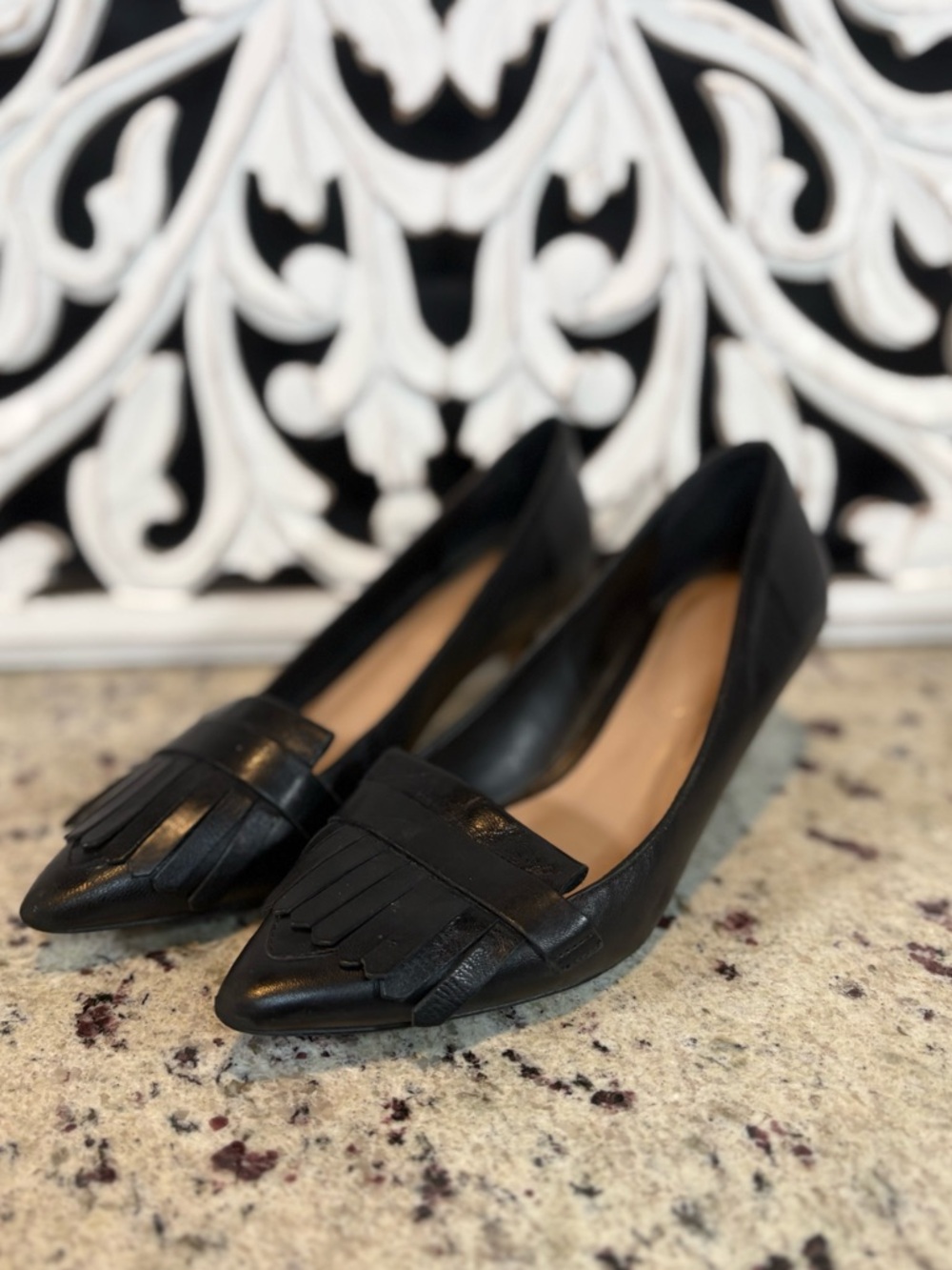 Aldo Womens Black Leather Pointed Fringe Kitten Heels Size 6.5 - Picture 3 of 15